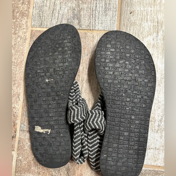Sanuk Yoga Mat Sling Yoga Sling Sandal 9 Black Printed - Picture 5 of 5